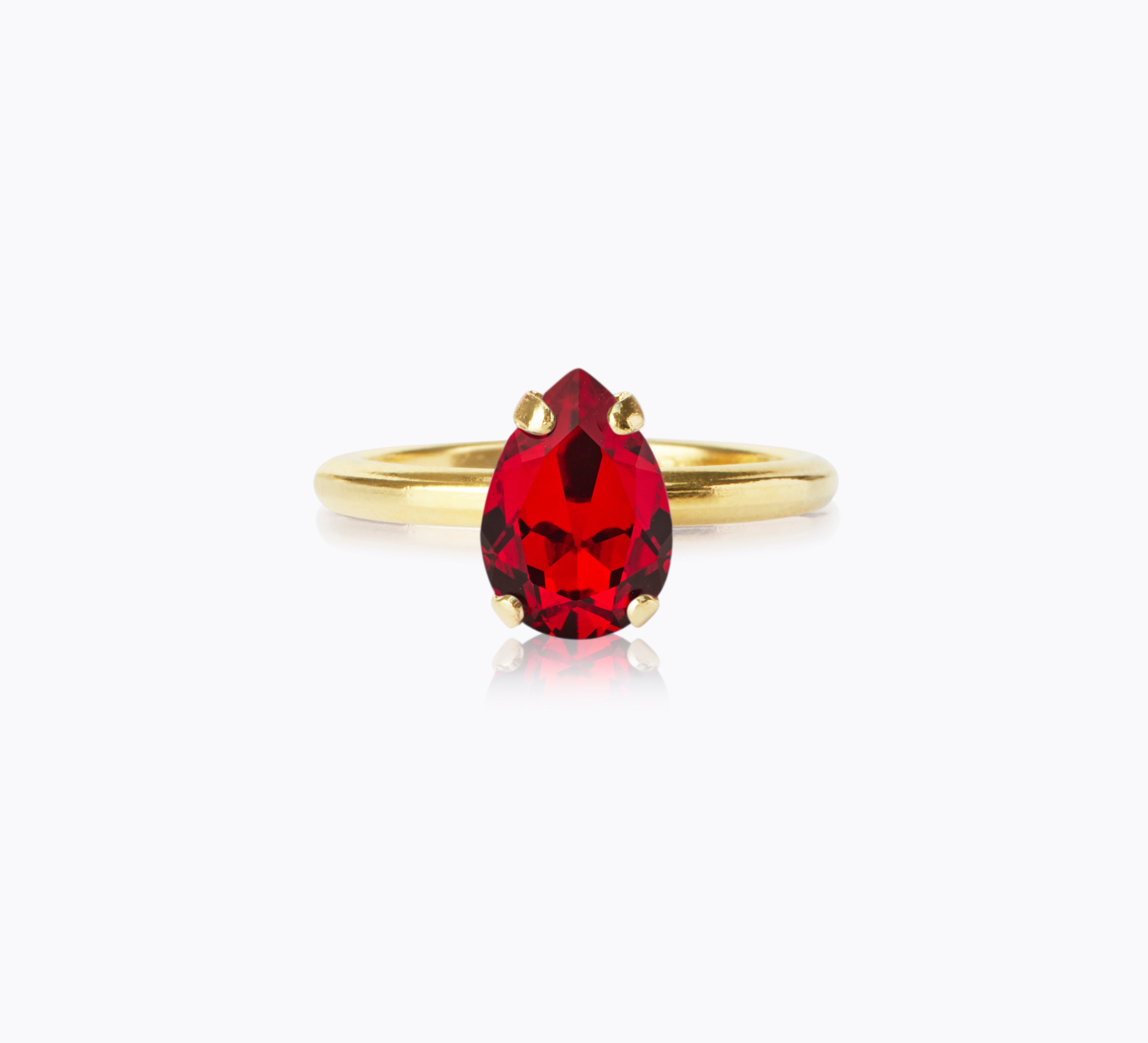 Caroline Svedbom - Petite Drop Ring Light Siam Gold