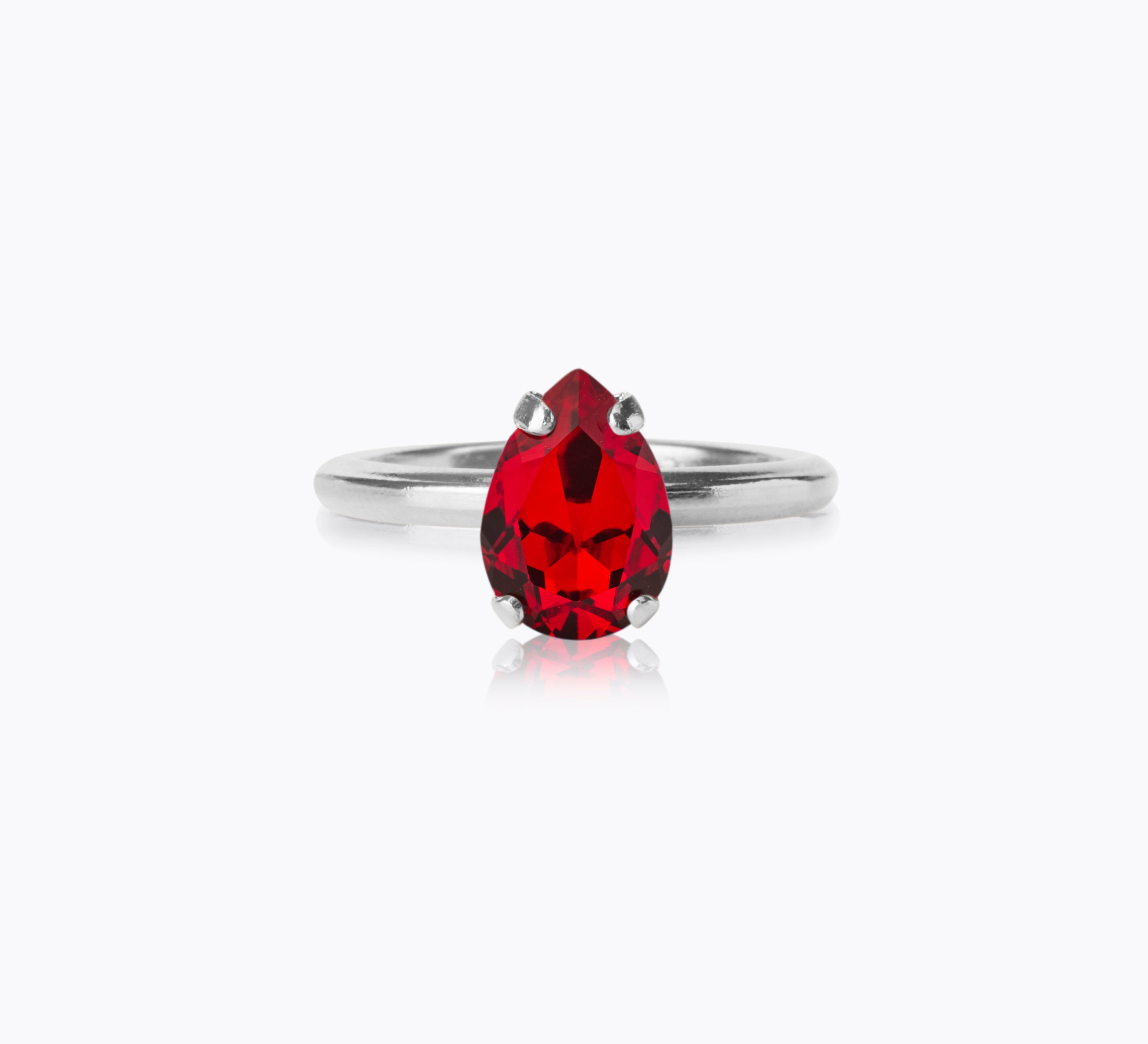 Caroline Svedbom - Petite Drop Ring Light Siam Rhodium