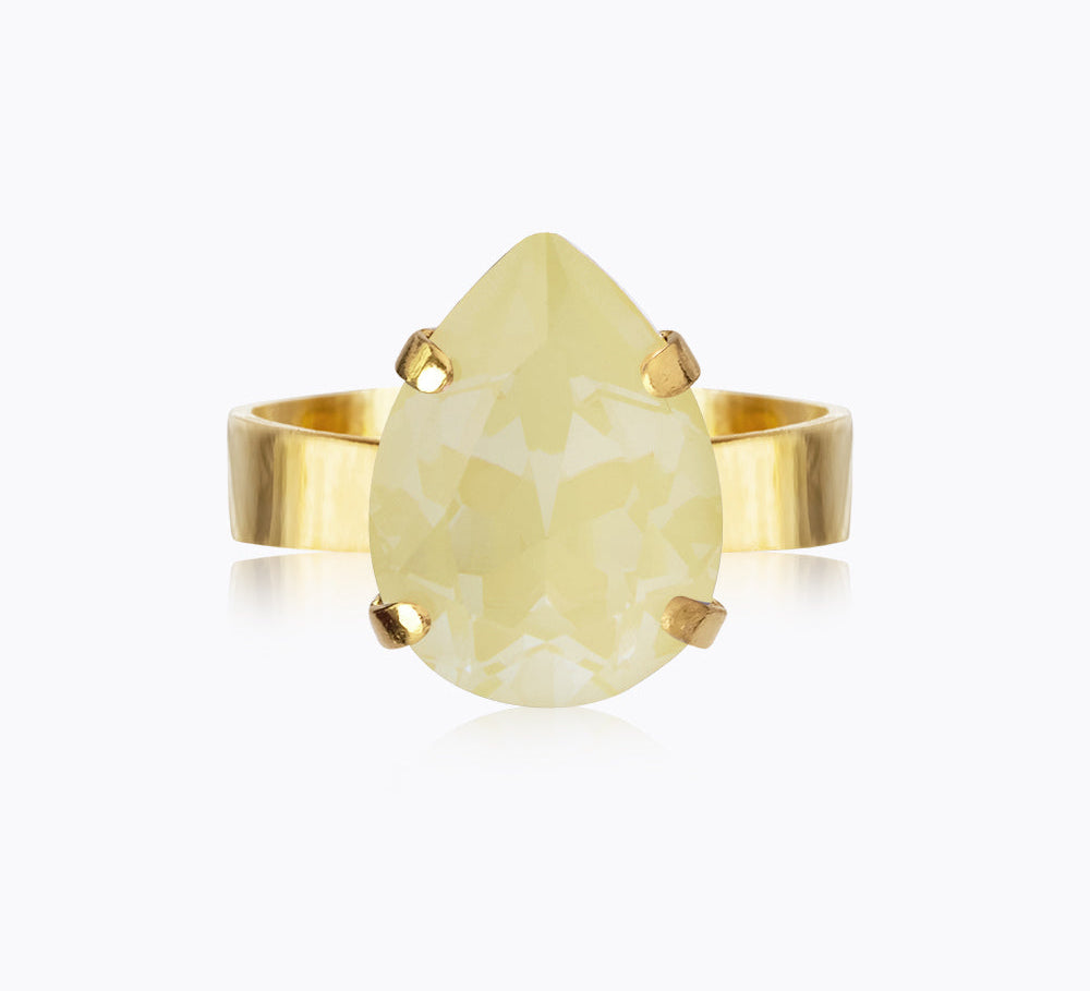 Caroline Svedbom - Mini Drop Ring Soft Yellow Gold